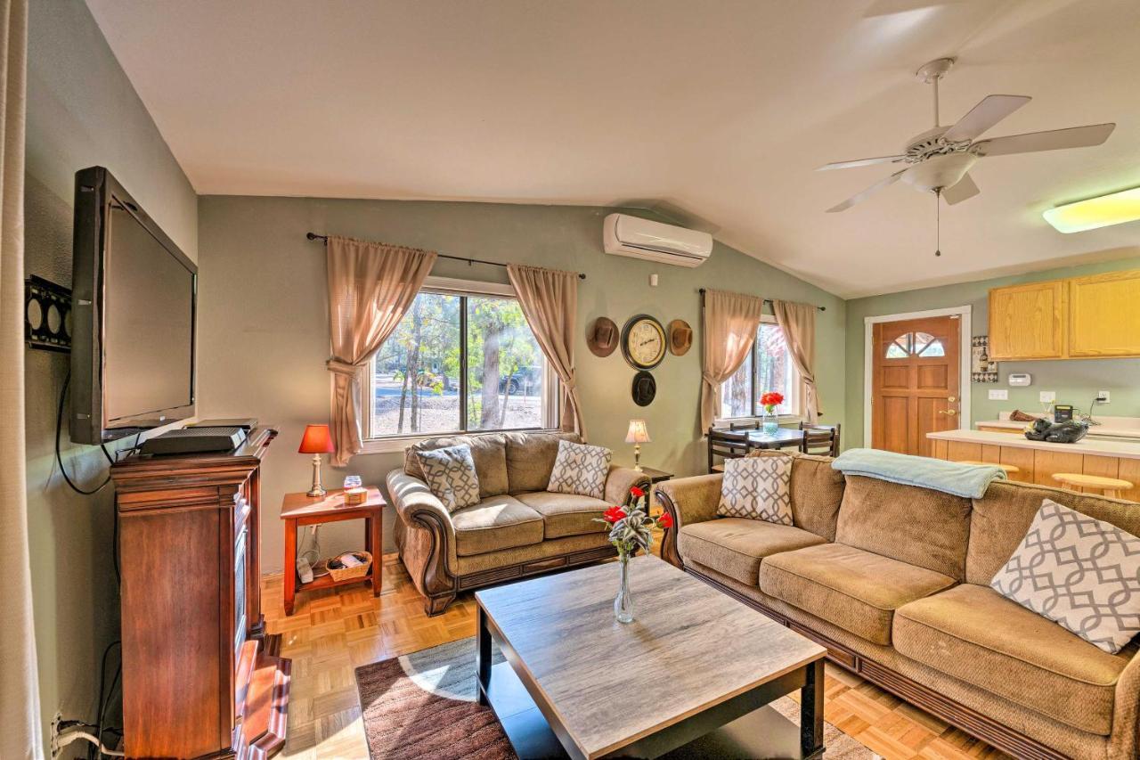 Show Low Home With Deck And Fire Pit, Near Trails Exterior foto